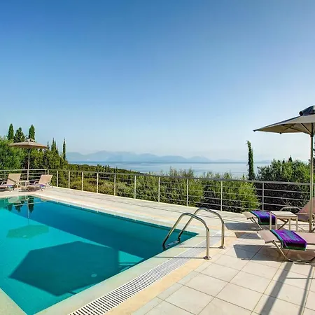 Sleeps 4 Pool Air Con Wifi Fiszkárdo