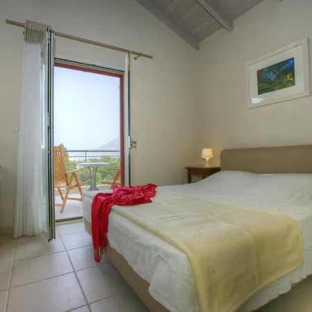 Sleeps 4 Pool Air Con Wifi Villa *